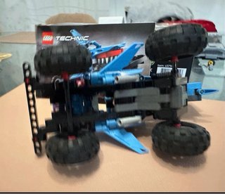 LEGO Technic Tiburón 42134