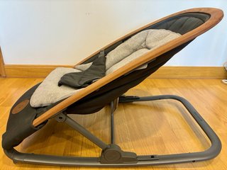 Maxi-Cosi Kori Essential Mecedora / Hamaca