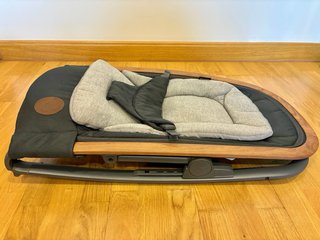 Maxi-Cosi Kori Essential Mecedora / Hamaca