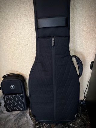 Funda Bajo Thomann SafeCase 80 Bass Guitar