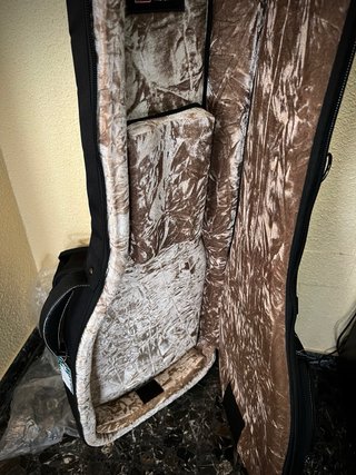 Funda Bajo Thomann SafeCase 80 Bass Guitar