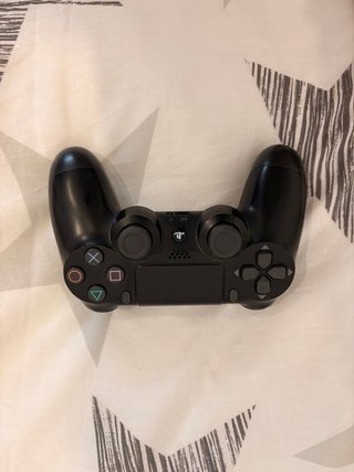 PS4(PlayStation 4) con enfriador PRECIO NEGOCIABLE
