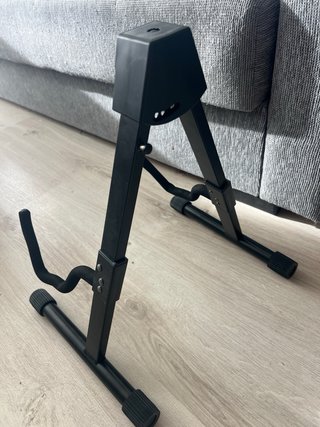 Soporte para guitarra negro