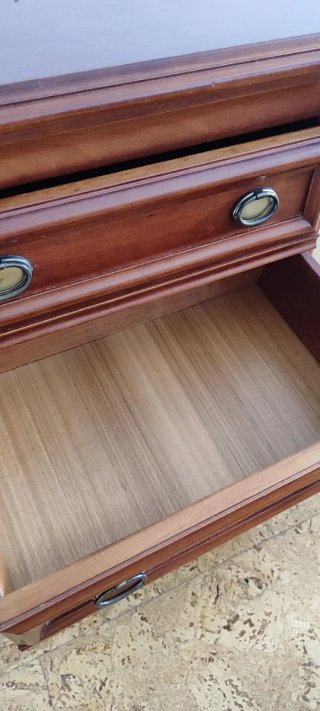 Mesita de noche madera cerezo