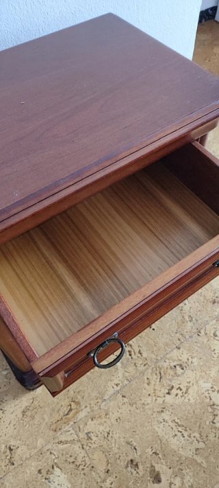 Mesita de noche madera cerezo
