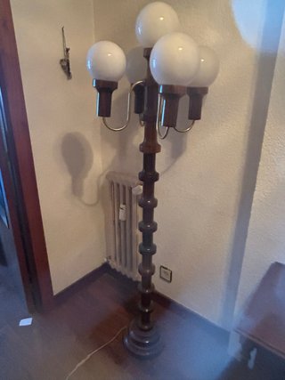 Lámpara de pie madera y cristal