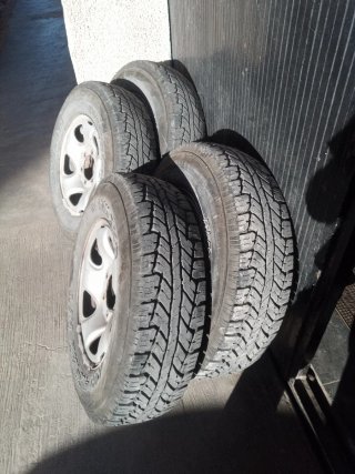 Llantas 6x139.7 Toyota Hilux neumáticos 205 80 16