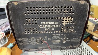 Radio Telefunken Capricho Válvulas Marrón