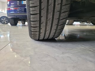 Hyundai Tucson 1.7 CRDI. Klass