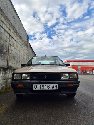 RENAULT 9 1.6 GTD