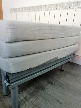 Cama plegable individual