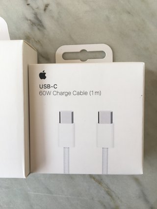 Apple Adattatore USB-C 20W + Cavo 60W