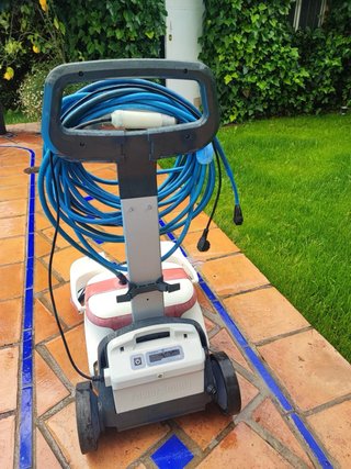 Robot Limpiafondos Dolphin Active4