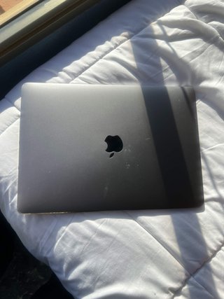 MacBook Pro 2020 Intel i5 8GB RAM 256GB