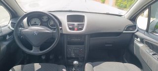 Peugeot 207 2010