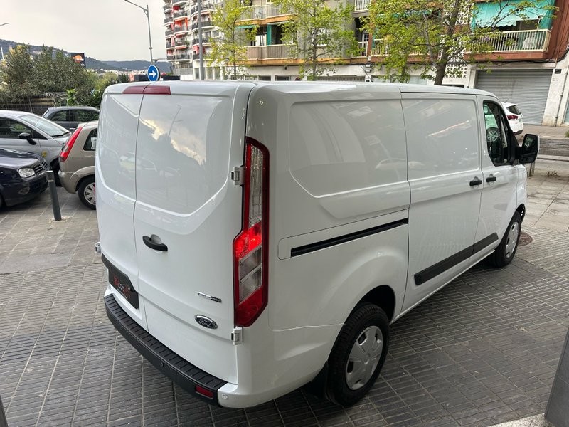 Ford Transit Custom 2023, foto 6
