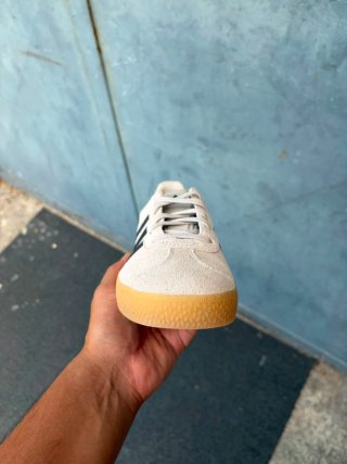 Adidas Gazelle Beige/Nero Scamosciate