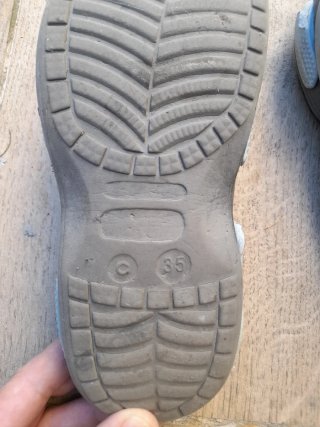 Lote de Crocs Tallas Variadas