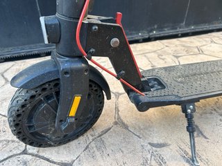 Patinete Eléctrico Negro