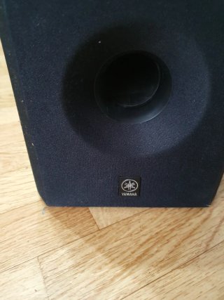Yamaha SW P201 Subwoofer Negro