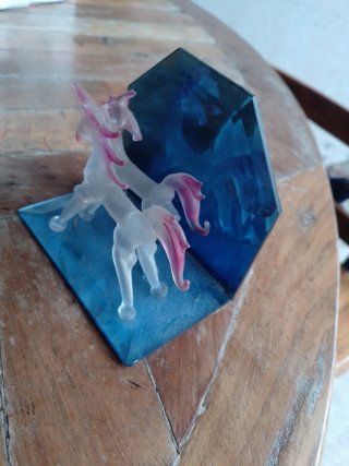 Caballos de cristal decorativos