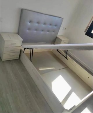 Liquidación:canapés y colchones
