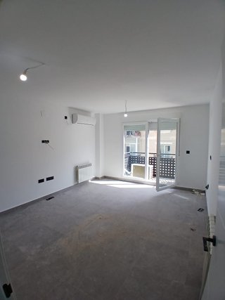 PISO NUEVO | CENES DE LA VEGA | Piscina y Gym