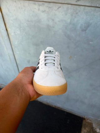 Adidas Gazelle Beige/Nero