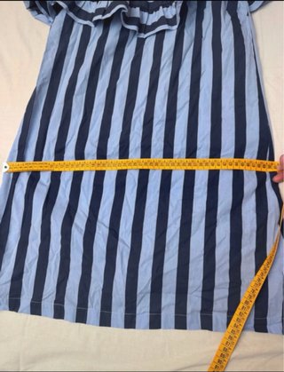 Vestido de rayas azul