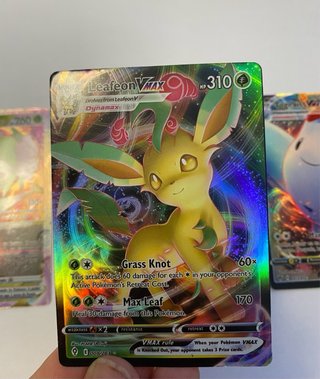 Cartas Pokémon VMAX Brillantes
