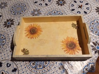 Vassoio in legno con Girasoli