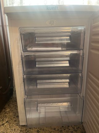 Congelador vertical Kunft 4 cajones
