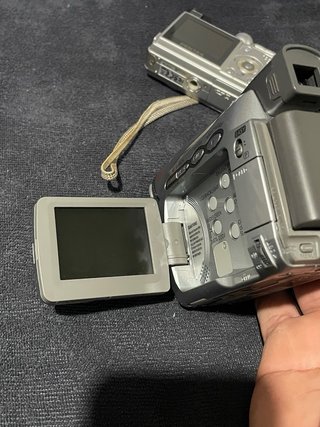 2 Fotocamere: Canon e Pentax