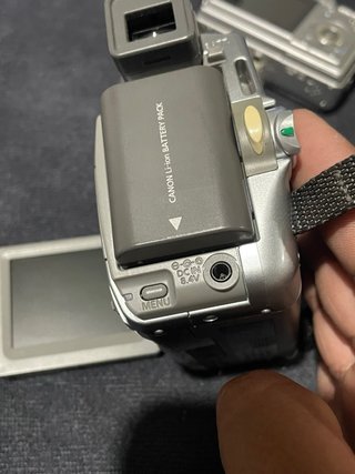 2 Fotocamere: Canon e Pentax