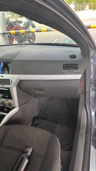 Opel Astra 2007