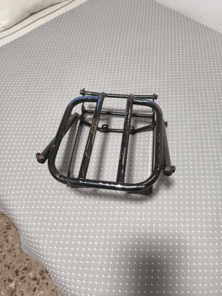 Soporte maletín moto