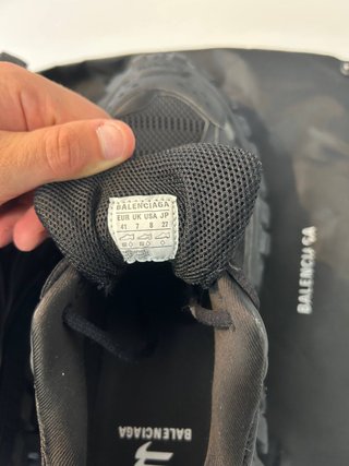 Balenciaga Defender Talla 41 EUR