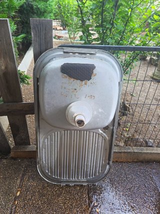 Fregadero de acero inoxidable con escurridor