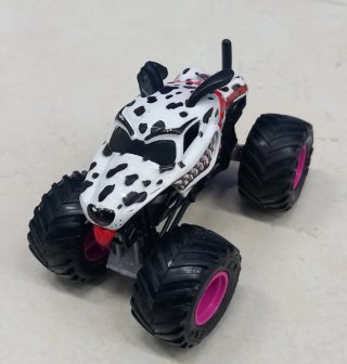 Monster Jam Monster Mutt Dálmata 1:64