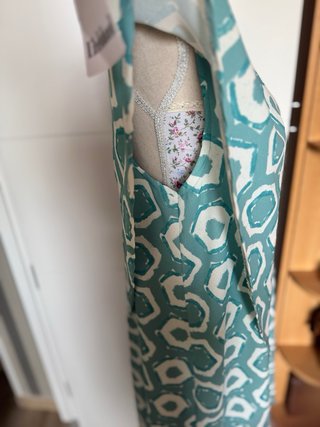 Conjunto evento “teal” y blanco