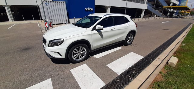 Mercedes-Benz GLA 2016