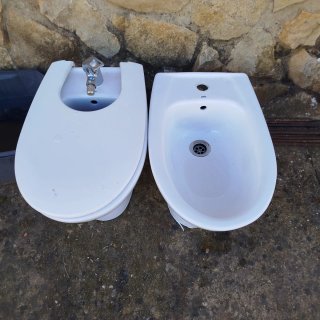 Bidé de porcelana blanco