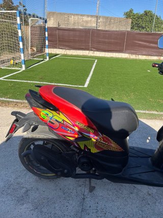 Moto Scooter aprilia sr 50