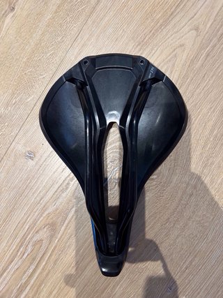 Sillín Specialized Power Comp 143mm