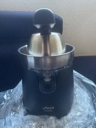 Exprimidor Ufesa Vitality 120W