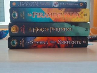 Pack de 4 libros de Rick riordan