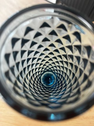 Juego de copas de cristal azul