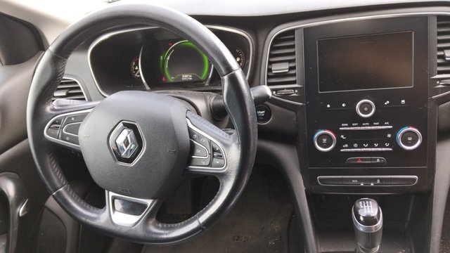 Renault Megane TCe 100 TECH ROAD Energy 74 kW (100 CV)
