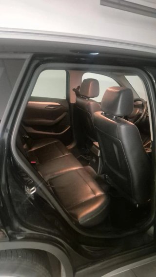 BMW X1 2011