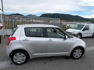 Suzuki Swift 2010